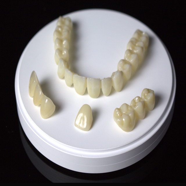 Aesthetic Restoration Multilayer Zirconia Block Dental Lab Milling Disc