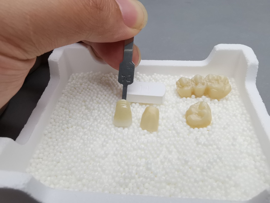 Zirconia Block 98 mm 3D Multilayer Yucera Dental Laboratory  Zirconio Multilayer Dentale Zirconia Block CAD CAM