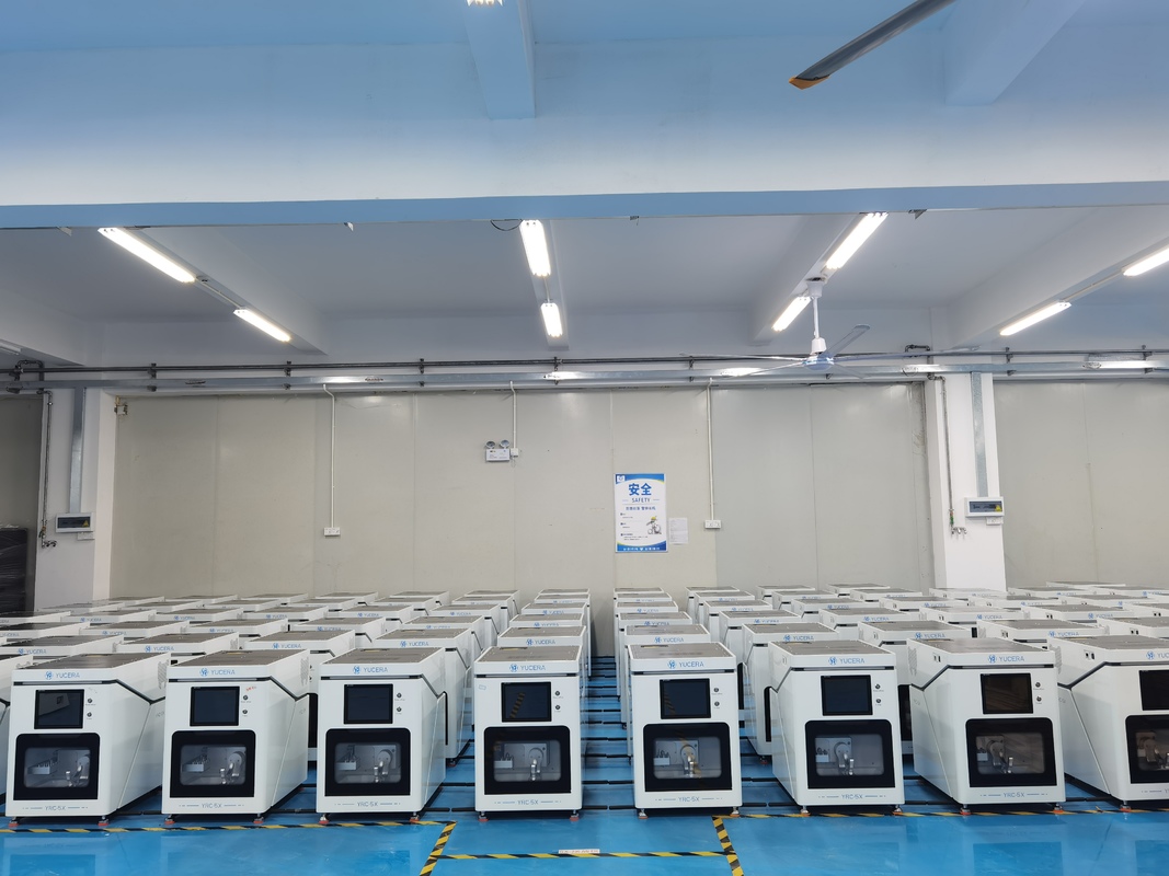 Yucera Compact Mini CNC Milling Machine Dental Lab 5 Axis CAD CAM Zirconia Metal Crowns Manufacturing