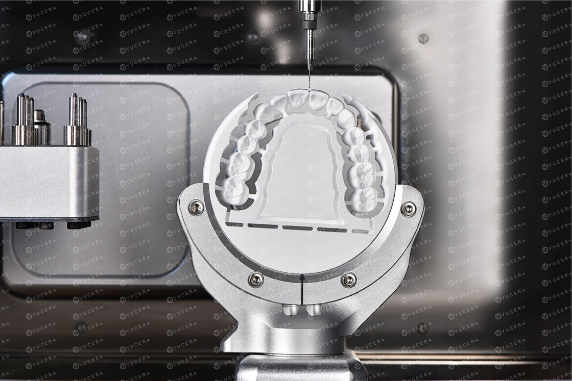 Yucera A51 A52 Five-Axis Zirconia Processing Machine Dental Milling Machine CE From Manufacturer