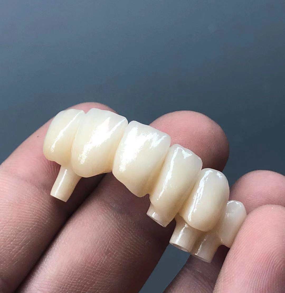 Aesthetic Restoration Multilayer Zirconia Block Dental Lab Milling Disc